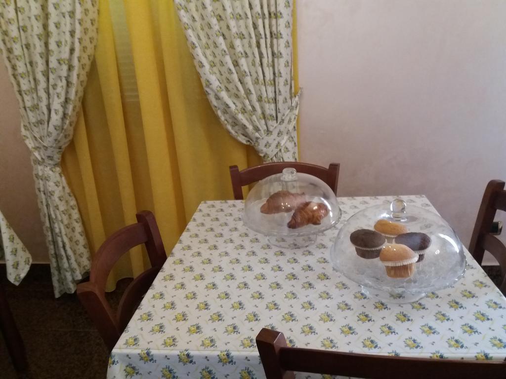 לינה וארוחת בוקר פיומיצ'ינו Number60 מראה חיצוני תמונה